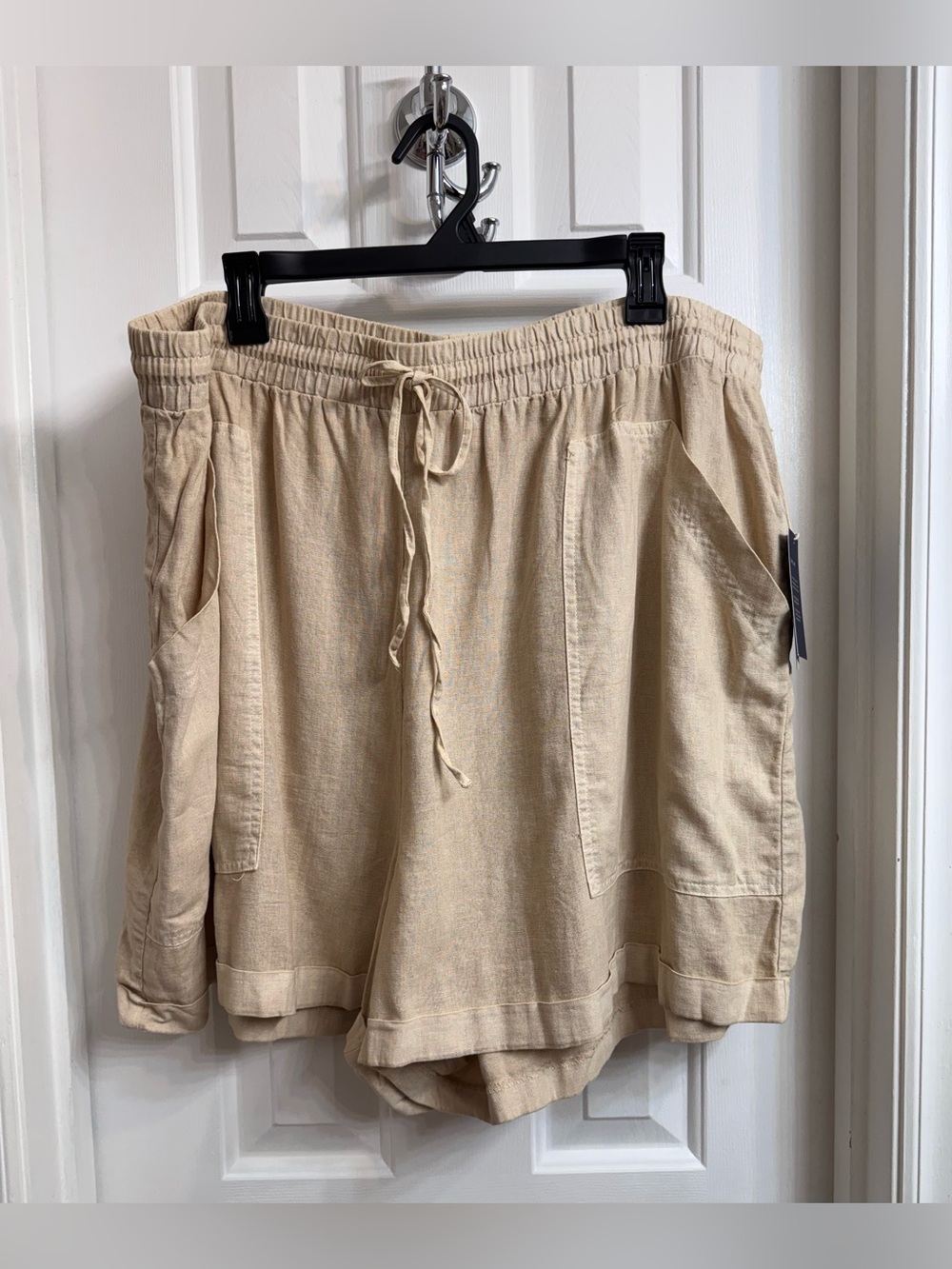 Women’s Universal Thread Casual Linen-Blend Shorts in Cream, NEW